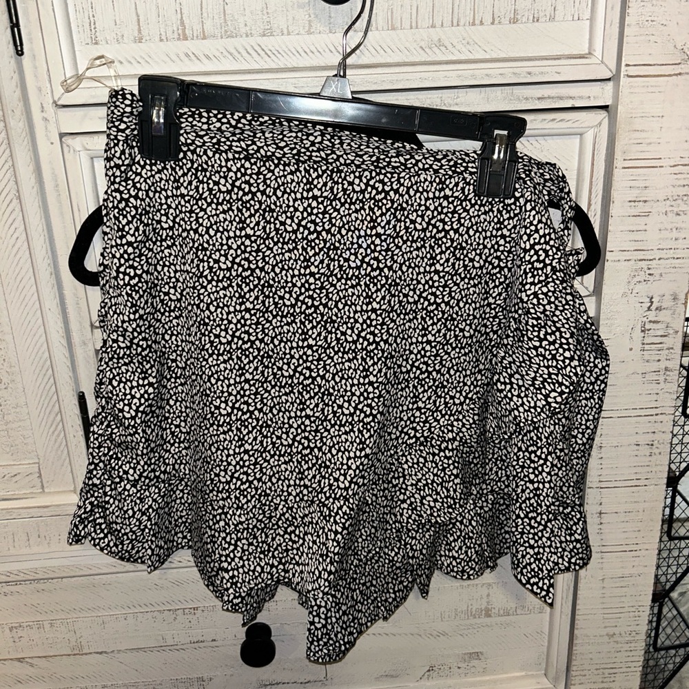 Geegee skort